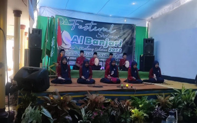 Festival Sholawat Al Banjari di MTS Roudlotul Ulum Pagak: Menyemarakkan Suasana dengan Semangat Keagamaan